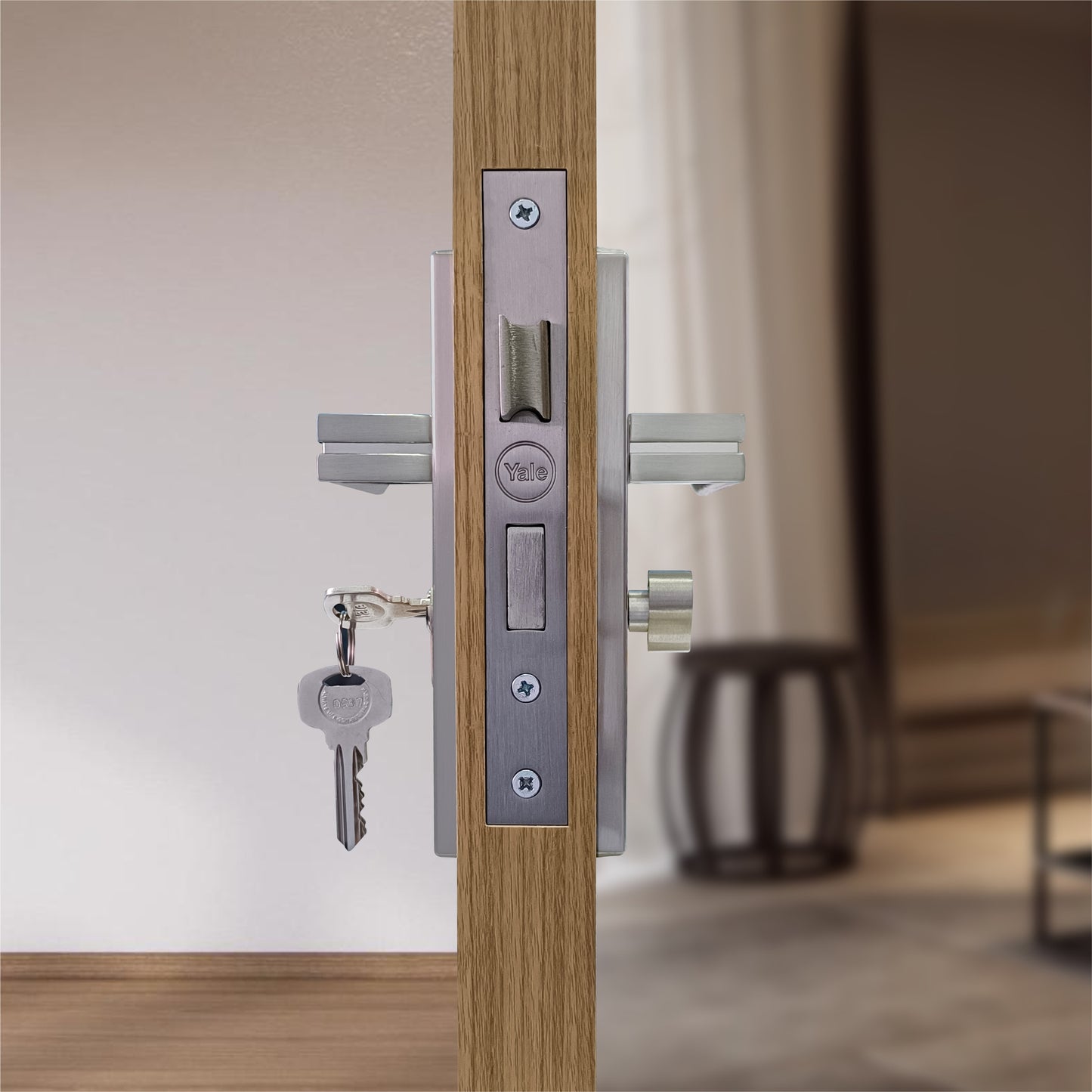 SM-02-02-01 Yale SM series Mortise Lock Comboset with backplated Handle, Cylinder with Knob inside and keys Outside, SS Finish