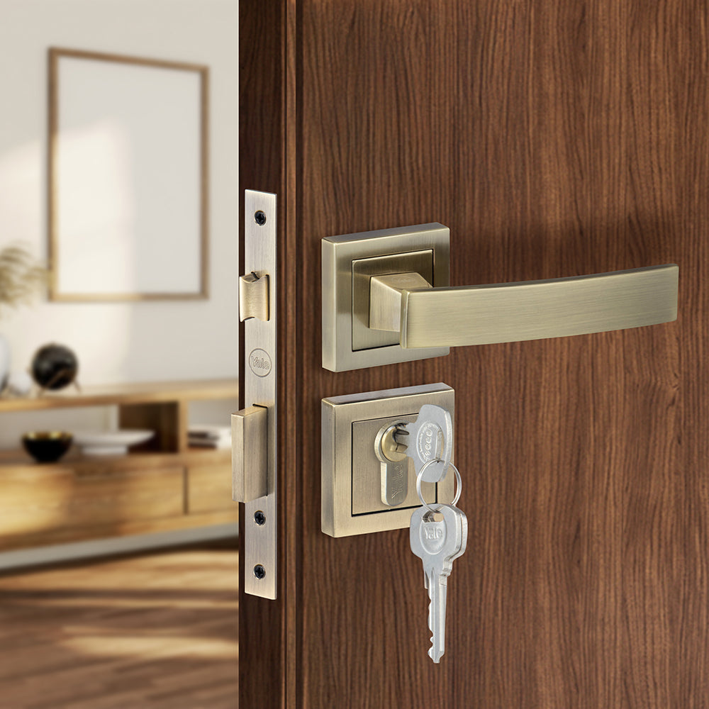 Yale YECM mortise comboset with lock and handle