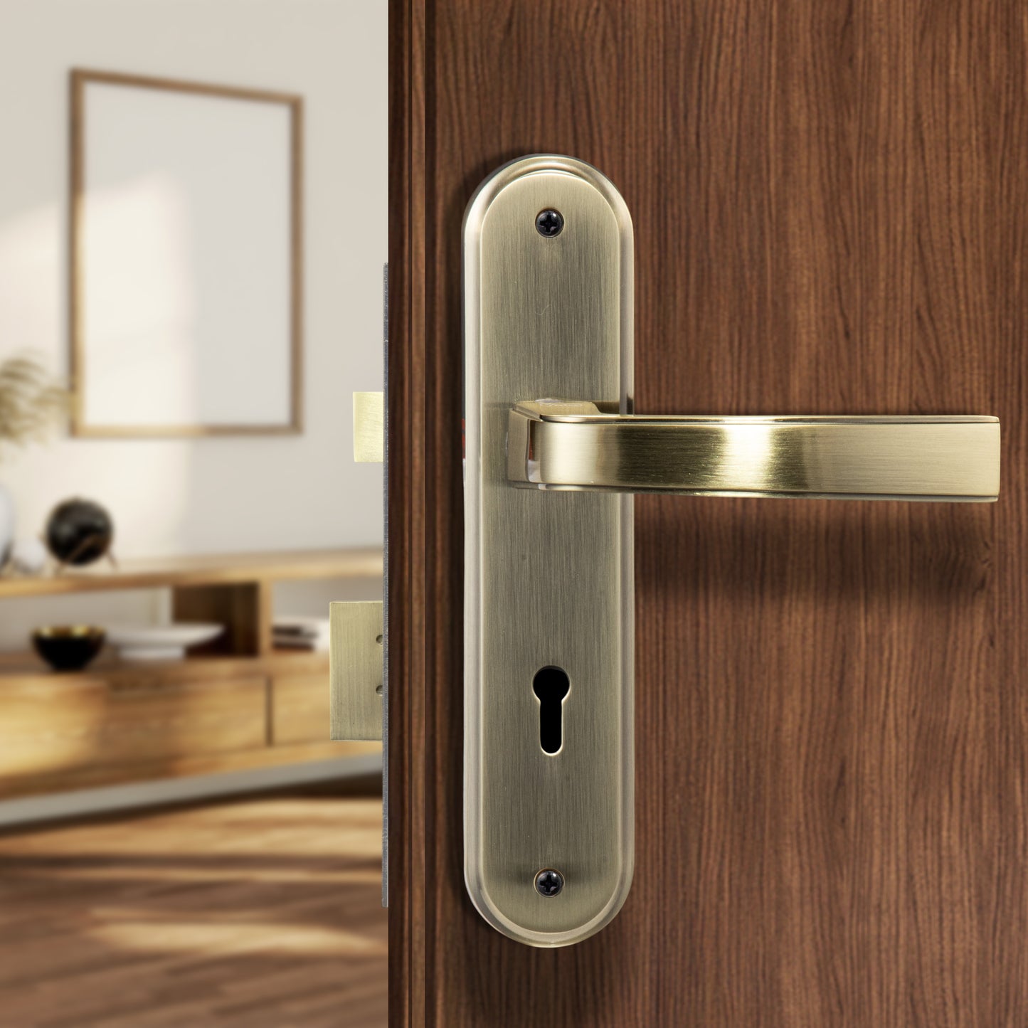 Yale Key in Lever mortise lock set with handle