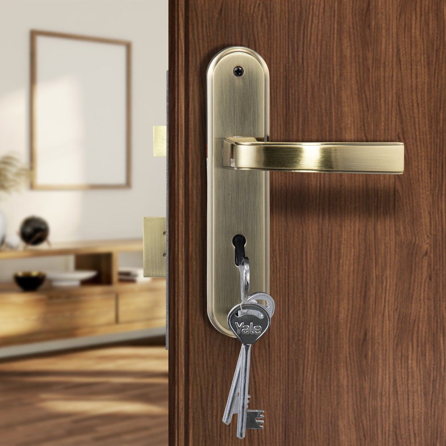 Yale Key in Lever mortise lock set with handle