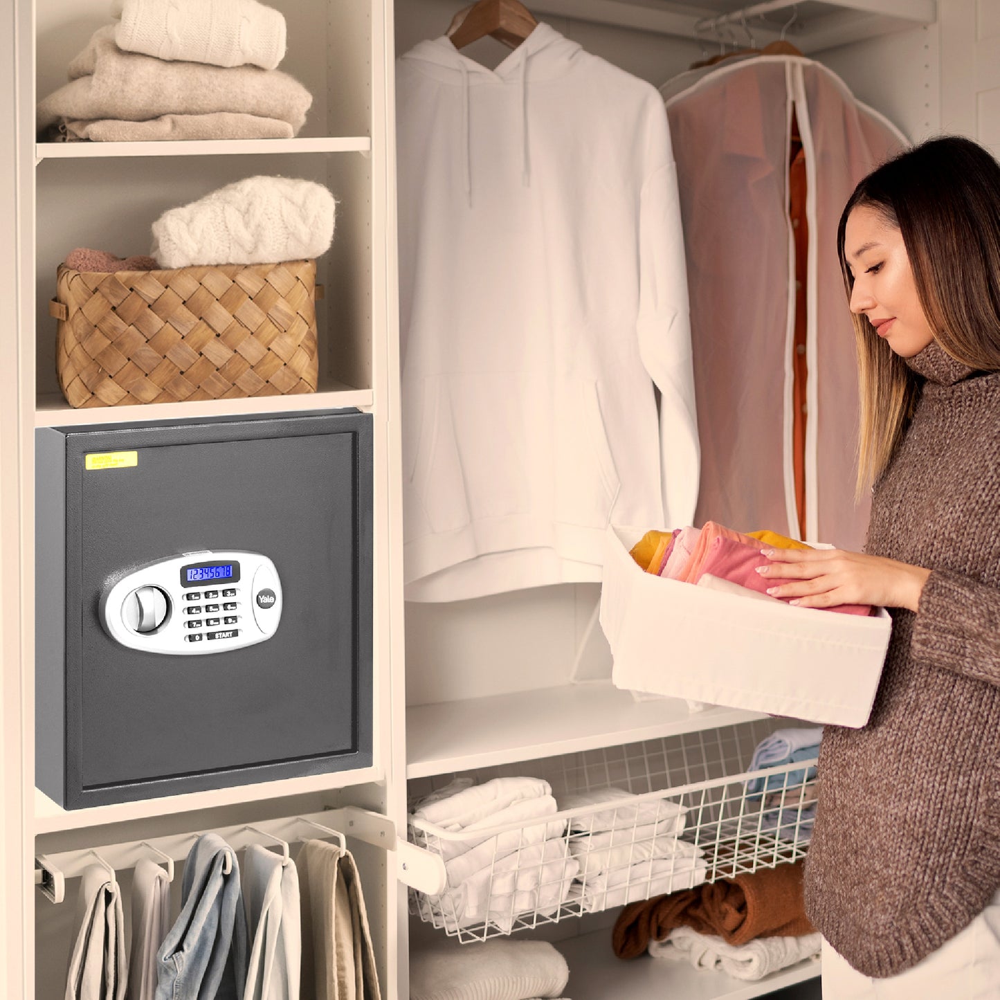 Yale YSS/390/GR Standard Large Electronic Safe locker with Pincode Access- 41 litres, Grey