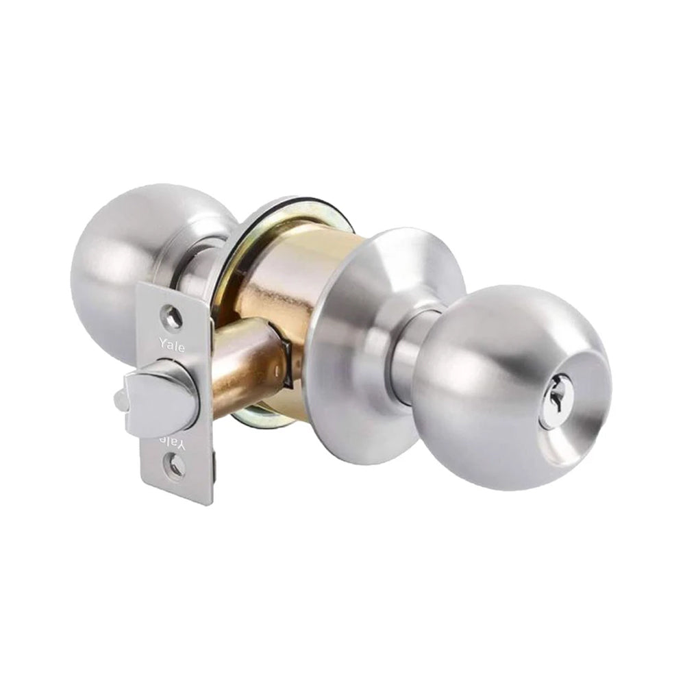 Cylindrical knob lockset for doors