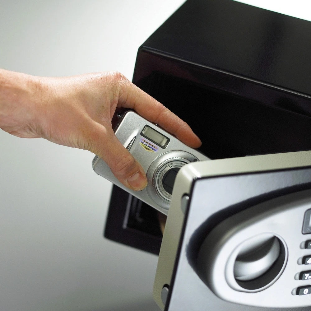 Yale standard laptop safe locker