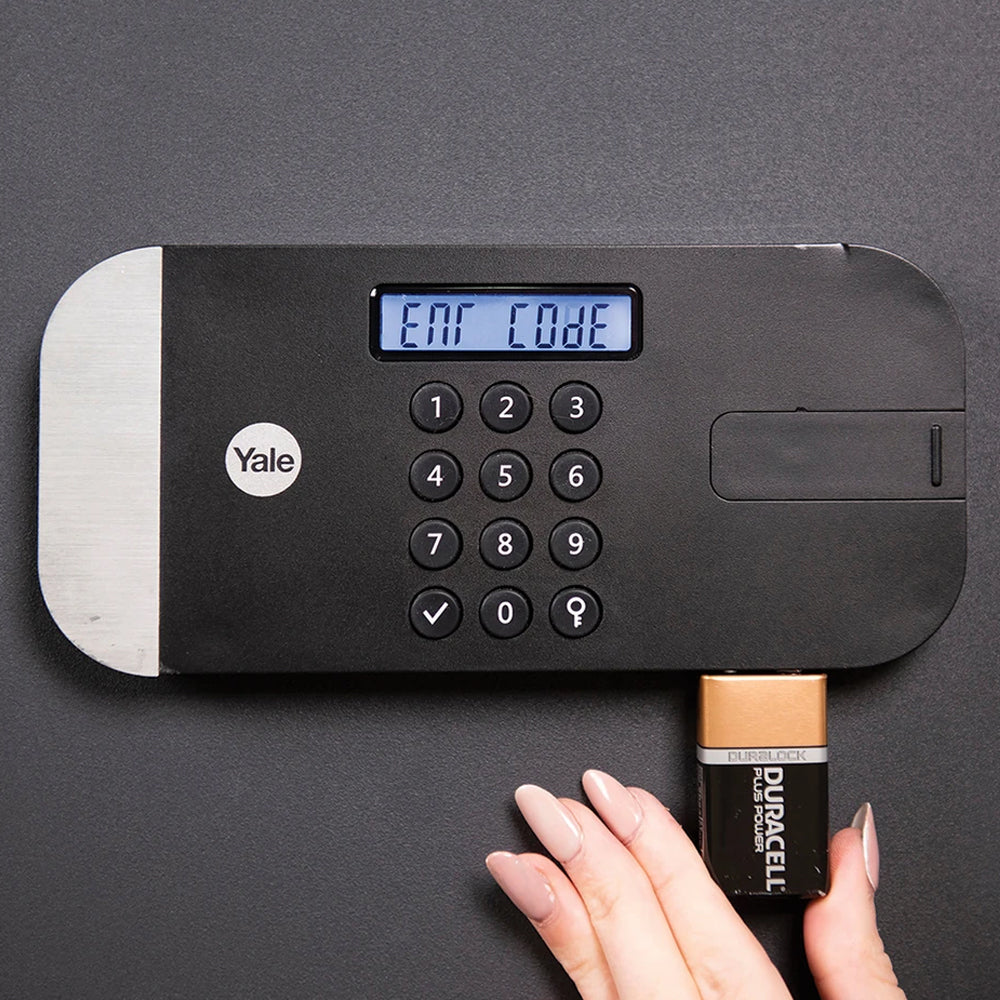 Yale Maximum security safe locker