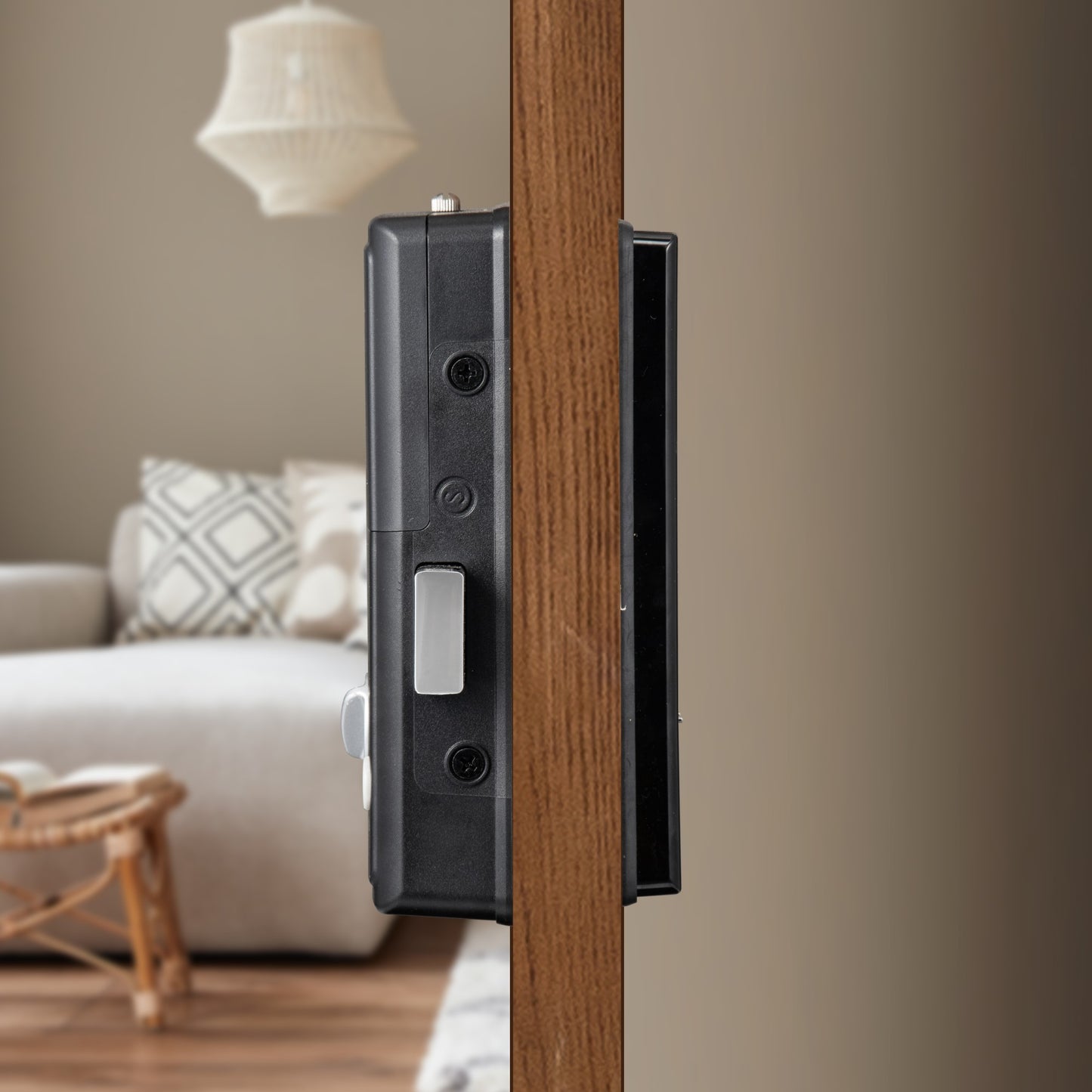 Yale Reflecta Digital Lock, Mirror finish with PIN and Fingerprint access